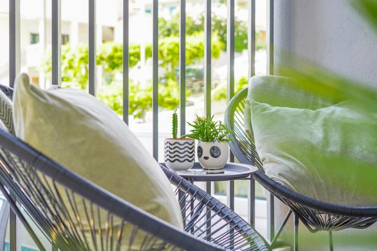 Studio Apartment Smile, Near Beach & Center, Free Parking, Balcony มาคาร์สกา ภายนอก รูปภาพ
